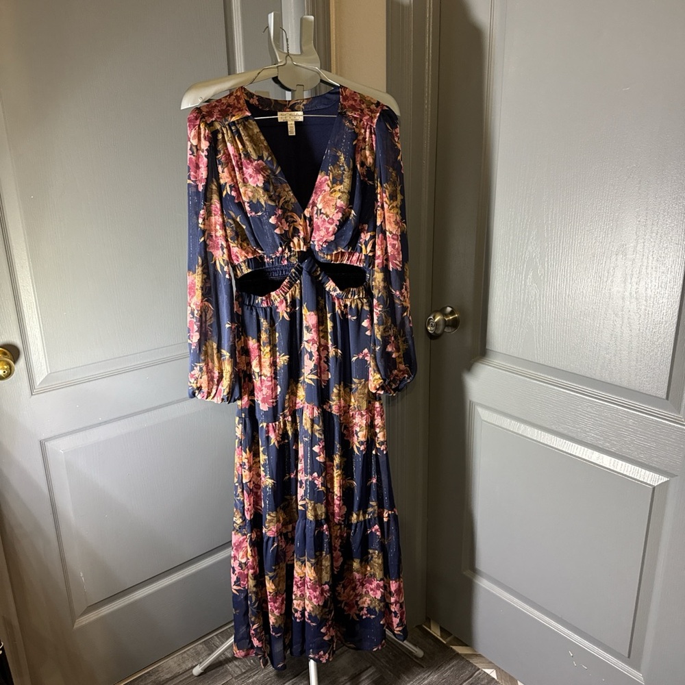 Sofia by Sofia Vergara Navy Floral Long Sleeve Dress